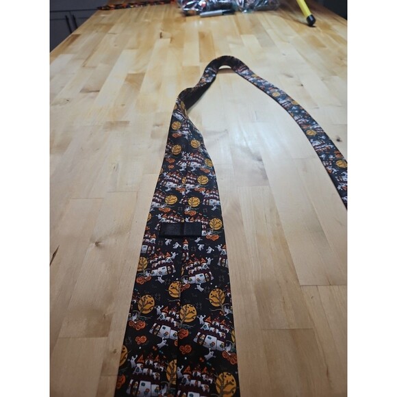 Vintage 90s Halloween Neck Tie Ghosts Jack O Lanterns Haunted Castles - Picture 10 of 10